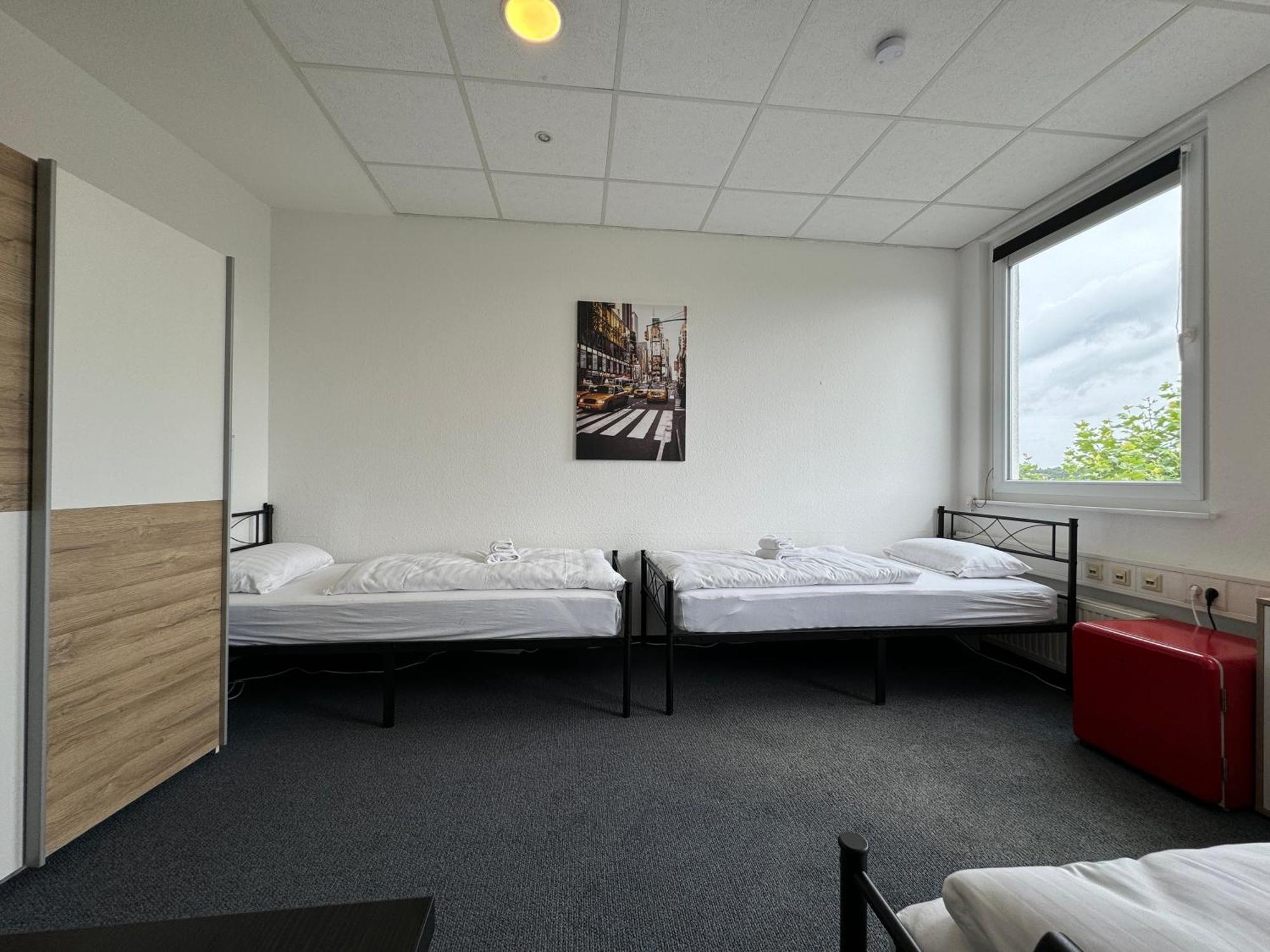 Thuja Apartments Karlsruhe-Neureut By Kurzzeit Екстер'єр фото