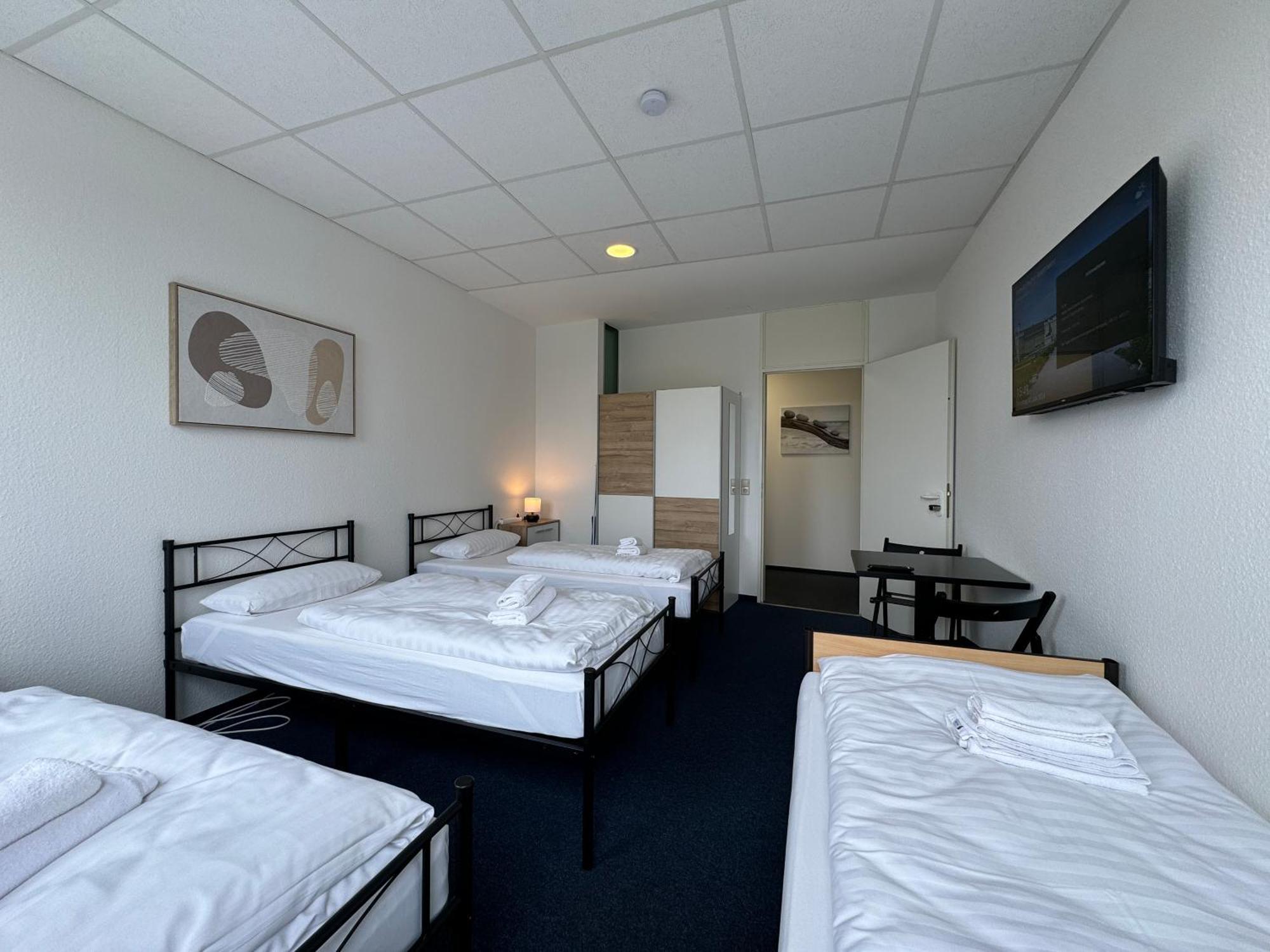 Thuja Apartments Karlsruhe-Neureut By Kurzzeit Екстер'єр фото