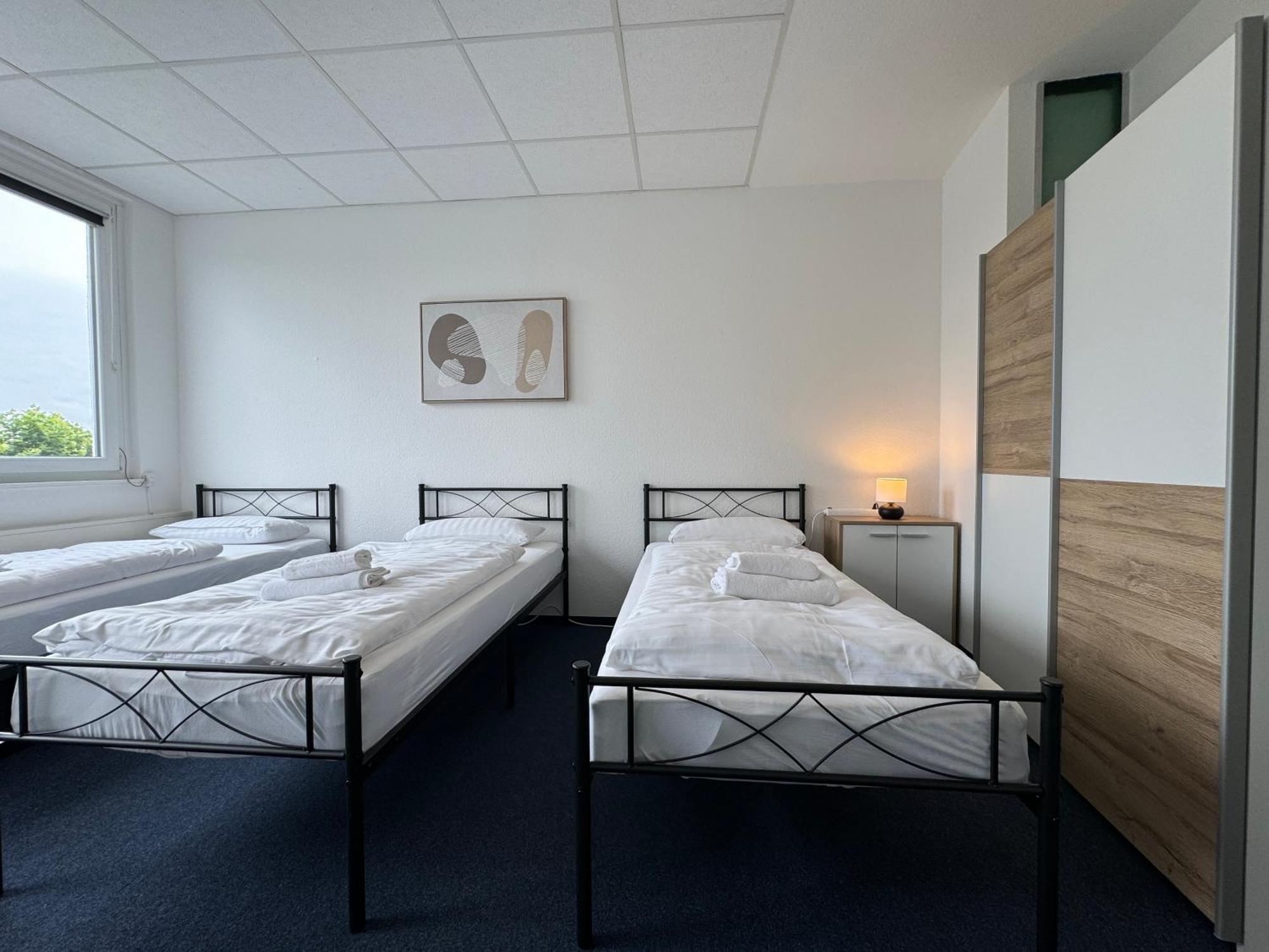 Thuja Apartments Karlsruhe-Neureut By Kurzzeit Екстер'єр фото