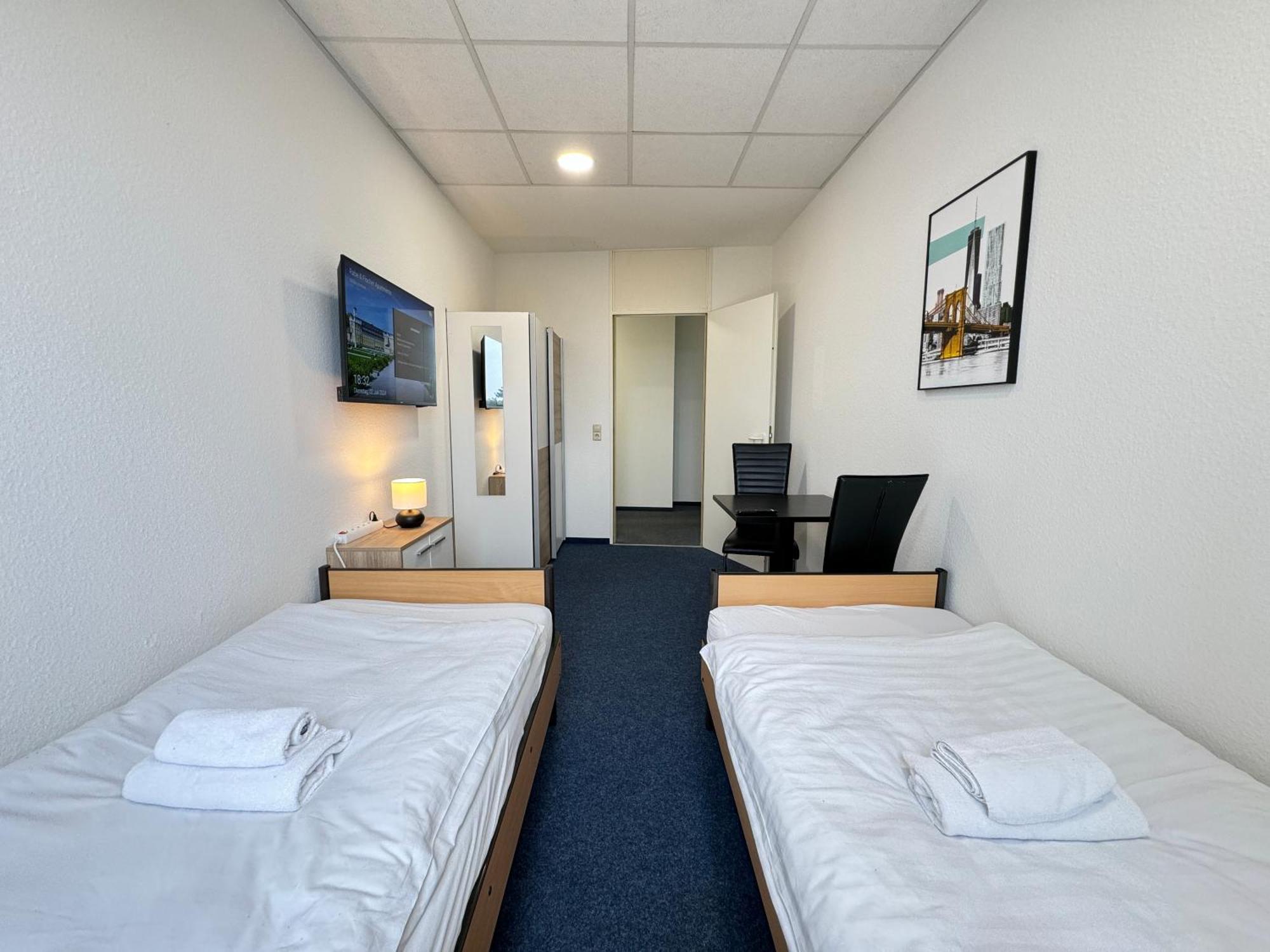 Thuja Apartments Karlsruhe-Neureut By Kurzzeit Екстер'єр фото